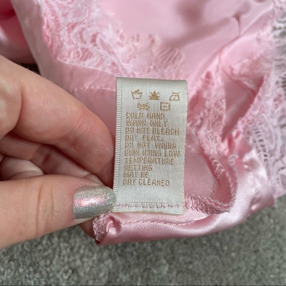 Gold Hawk Silk Soft Pink Lace Trim Lucy Crop Cami Camisole Top EUC Size XS - Picture 8 of 9